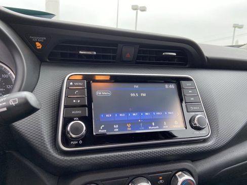 Used 2022 Nissan Kicks S image 36