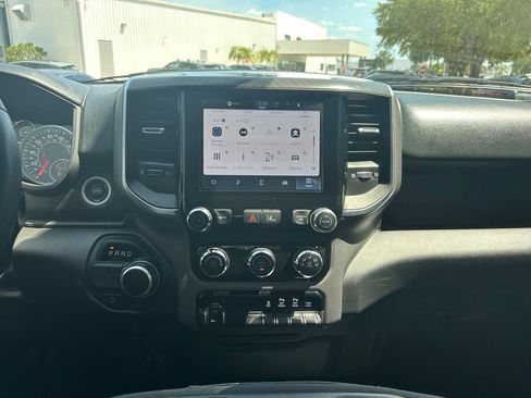 Used 2025 RAM 1500 Big Horn RWD image 46