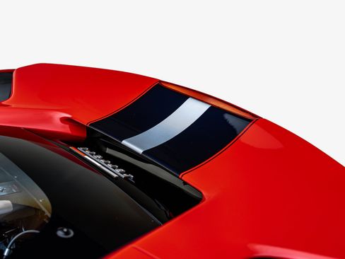 Used 2019 Ferrari 488 Pista Coupe RWD image 27