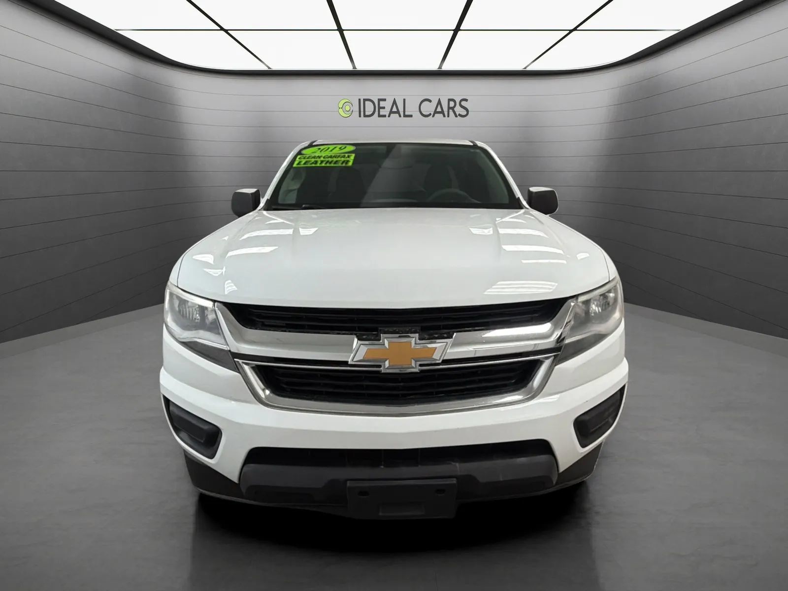 Used 2019 Chevrolet Colorado W/T w/ WT Convenience Package RWD image 2