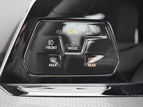 Certified 2024 Volkswagen GTI S image 21