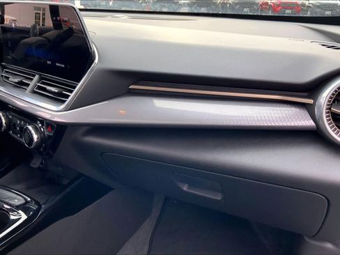 Used 2025 Chevrolet Trax ACTIV w/ Sunroof Package FWD image 19