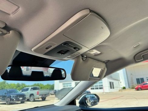 Used 2025 Toyota Camry LE FWD image 20