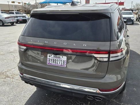 Used 2025 Lincoln Aviator Reserve w/ Illumination Package image 4