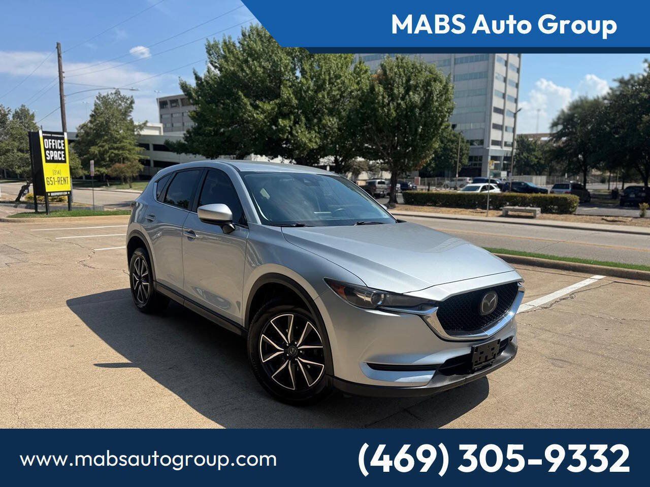 Used 2018 MAZDA CX-5 Touring FWD image 1