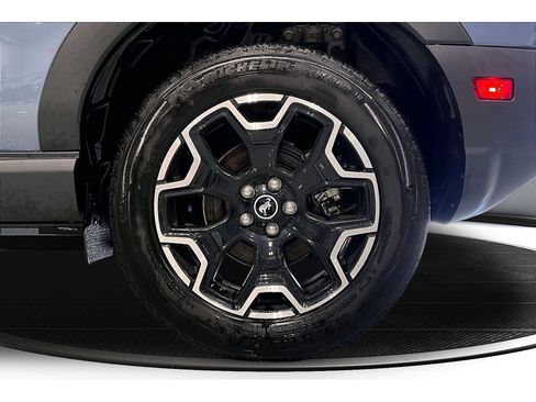 Used 2025 Ford Bronco Sport Outer Banks w/ Outer Banks Tech Package+ AWD/4WD image 38