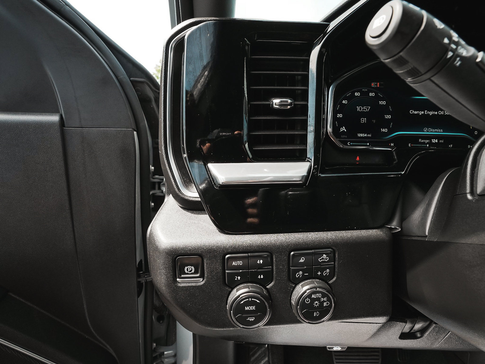 Used 2024 Chevrolet Silverado 1500 RST w/ All Star Edition Plus AWD/4WD image 19