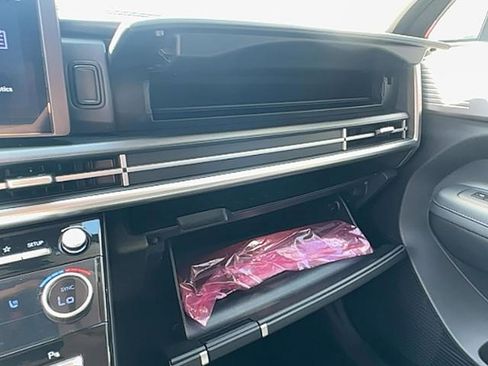 Used 2025 Hyundai Santa Fe SEL image 16