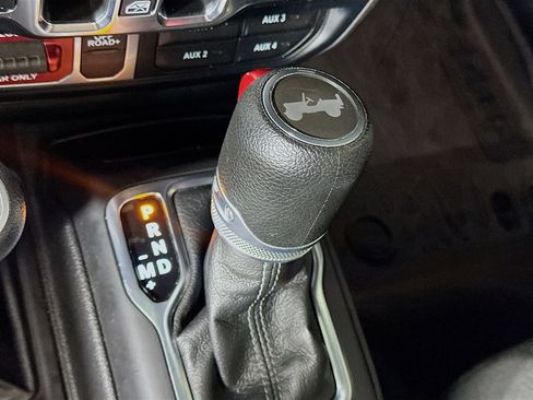 Used 2024 Jeep Wrangler Willys image 23