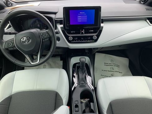 Used 2023 Toyota Corolla XSE FWD image 16