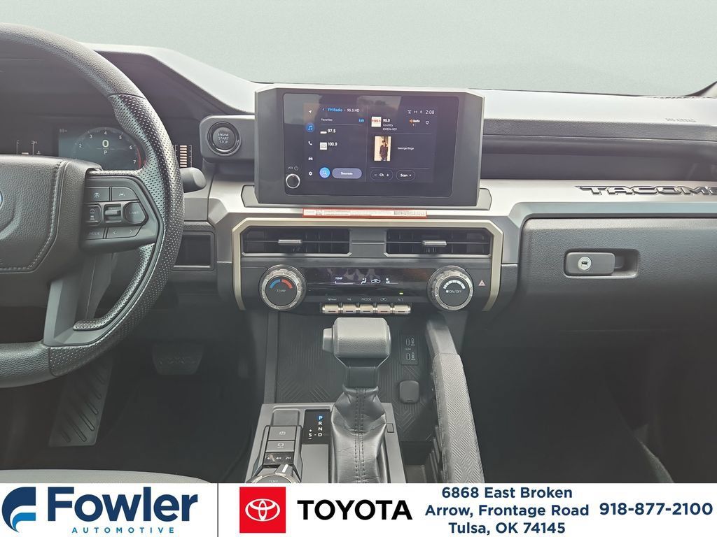 Certified 2025 Toyota Tacoma SR5 AWD/4WD image 14