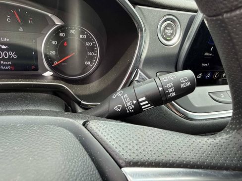 Used 2025 Chevrolet Blazer LT FWD image 35