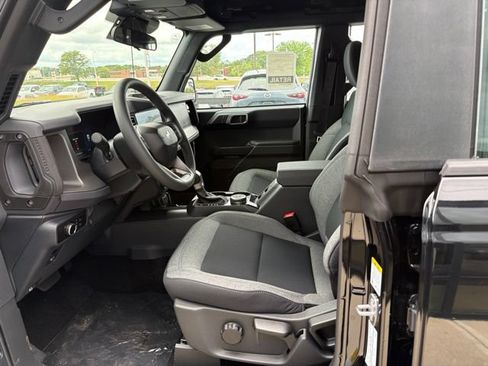 New 2026 Ford Bronco 4-Door w/ Sasquatch Package AWD/4WD image 11