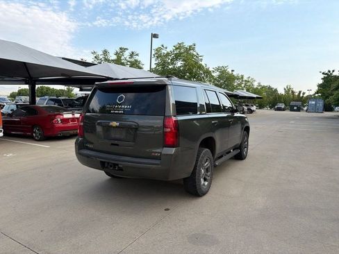 Used 2019 Chevrolet Tahoe LT w/ Off-Road Package AWD/4WD image 5