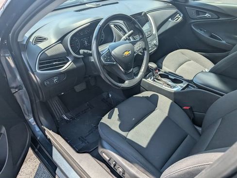 Used 2021 Chevrolet Malibu RS w/ LPO, Convenience Package 1 FWD image 12