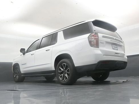 Used 2022 Chevrolet Suburban Z71 image 45