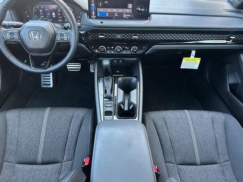Used 2025 Honda Accord Sport image 14