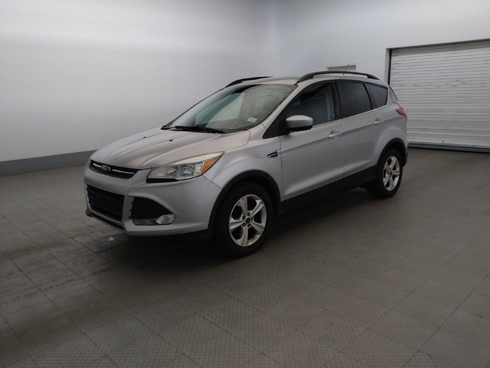 Used 2016 Ford Escape SE w/ SE Leather Comfort Package AWD/4WD image 2