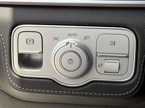 Certified 2026 Mercedes-Benz GLE 450 4MATIC image 32