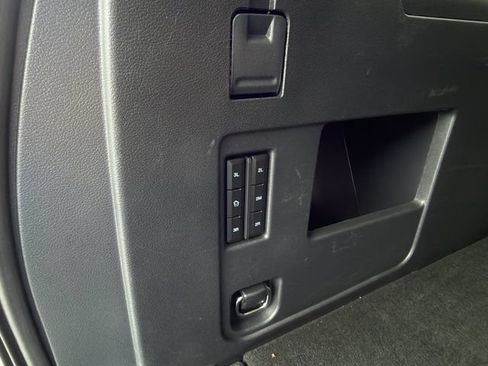 Used 2023 Ford Expedition Max Limited RWD image 33