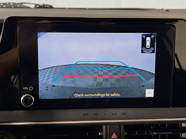Used 2023 Toyota Prius LE AWD/4WD image 16