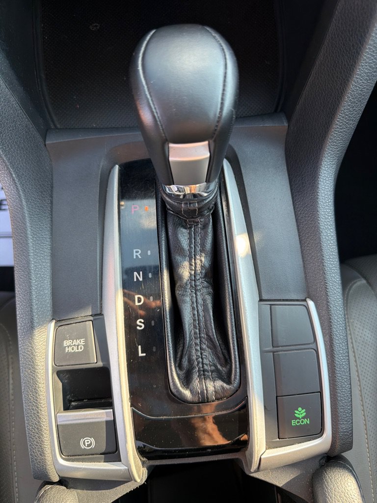 Used 2016 Honda Civic EX-L image 22