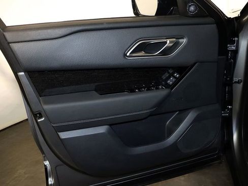 Used 2023 Land Rover Range Rover Velar R-Dynamic S image 25
