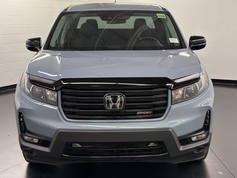Certified 2023 Honda Ridgeline Sport image 6