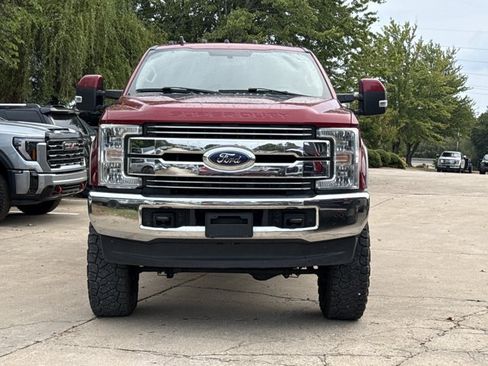 Used 2019 Ford F250 Lariat AWD/4WD image 2