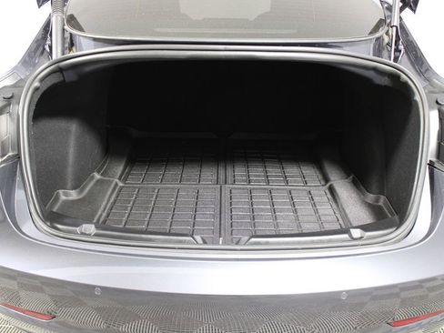 Used 2022 Tesla Model 3 Performance image 23