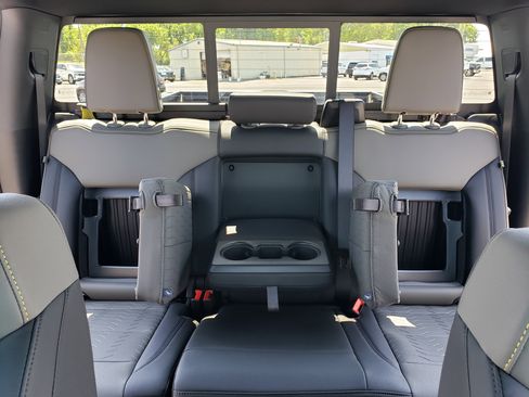 New 2026 Chevrolet Silverado 2500 ZR2 w/ LPO, Dark Essentials Package AWD/4WD image 33