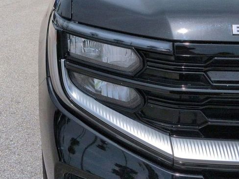 Certified 2025 Ford Expedition Platinum AWD/4WD image 10