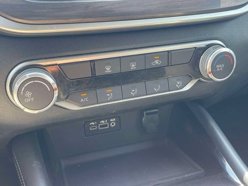 Used 2023 Nissan Altima 2.5 SV FWD image 28