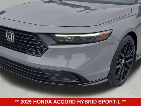 Used 2025 Honda Accord Sport image 11