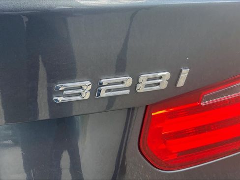 Used 2013 BMW 328i Sedan RWD image 9