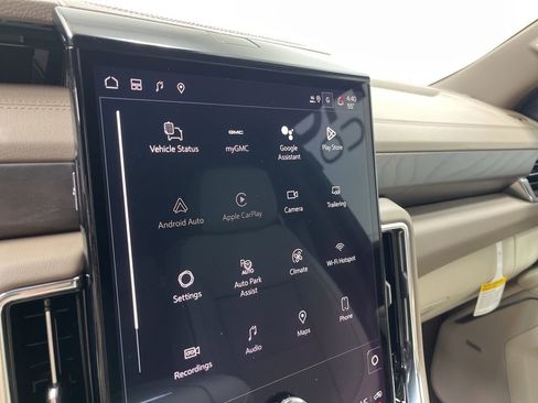 New 2026 GMC Yukon Denali image 19