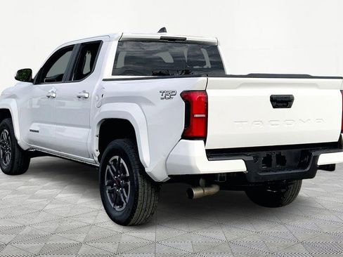 Used 2024 Toyota Tacoma TRD Sport image 4