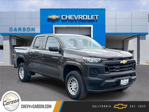 Used 2024 Chevrolet Colorado W/T image 1