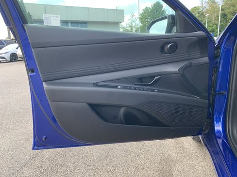 New 2025 Hyundai Elantra Sport image 17