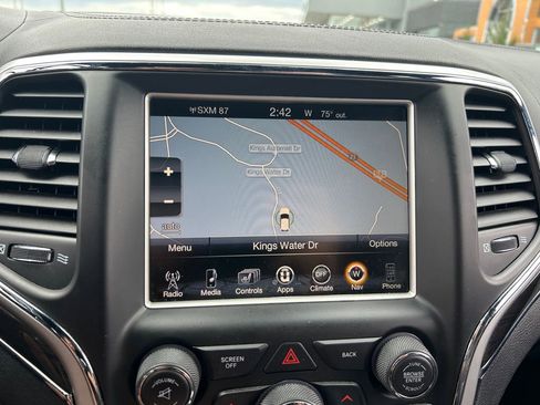 Used 2016 Jeep Grand Cherokee High Altitude AWD/4WD image 13