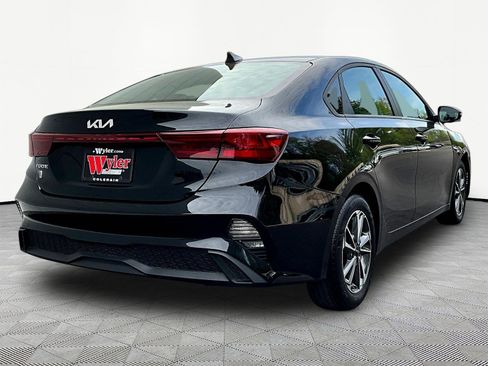 Certified 2023 Kia Forte LXS w/ LXS Technology Package FWD image 6