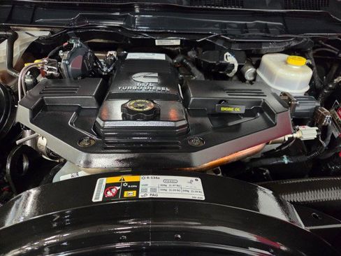 Used 2018 RAM 3500 Laramie w/ Convenience Group image 96