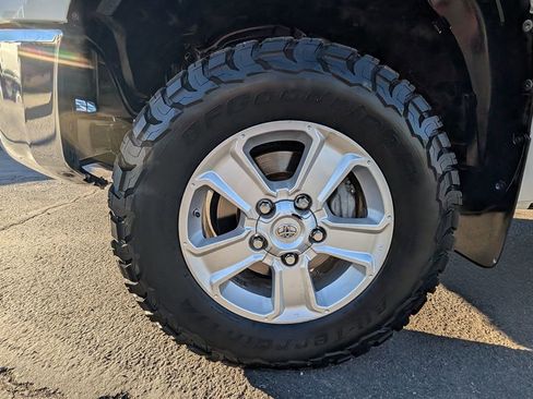 Used 2015 Toyota Tundra SR5 image 37