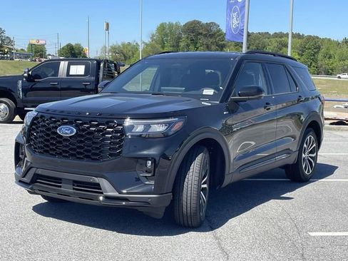 New 2026 Ford Explorer ST-Line image 5