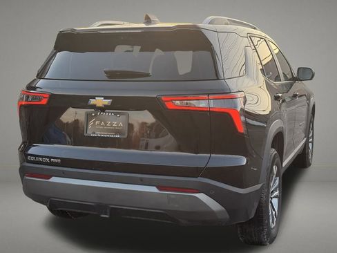 Used 2025 Chevrolet Equinox LT w/ Convenience Package II image 5