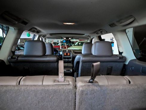 Used 2018 Lexus GX 460 Premium image 33