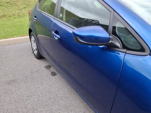 Used 2018 Kia Forte LX image 5