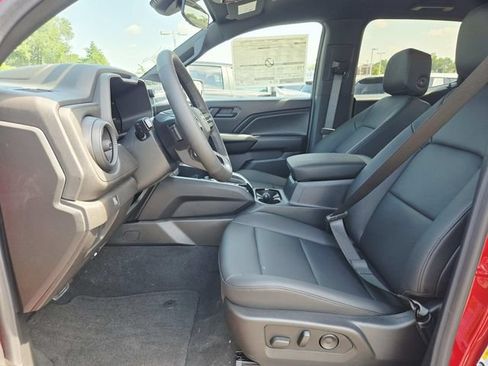 New 2026 Chevrolet Colorado Trail Boss AWD/4WD image 8
