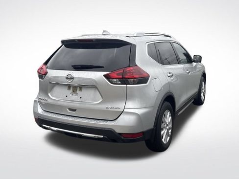 Used 2018 Nissan Rogue SV w/ Sun & Sound Touring Package AWD/4WD image 8