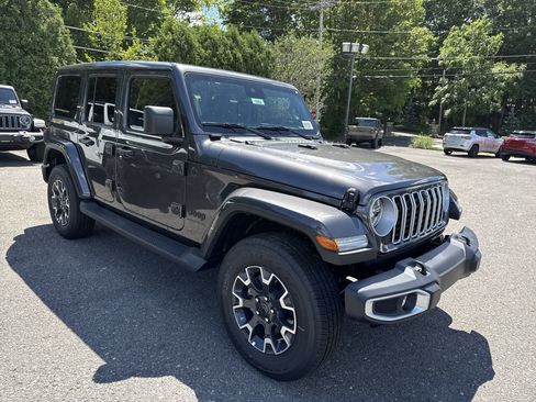 New 2025 Jeep Wrangler Sahara image 2